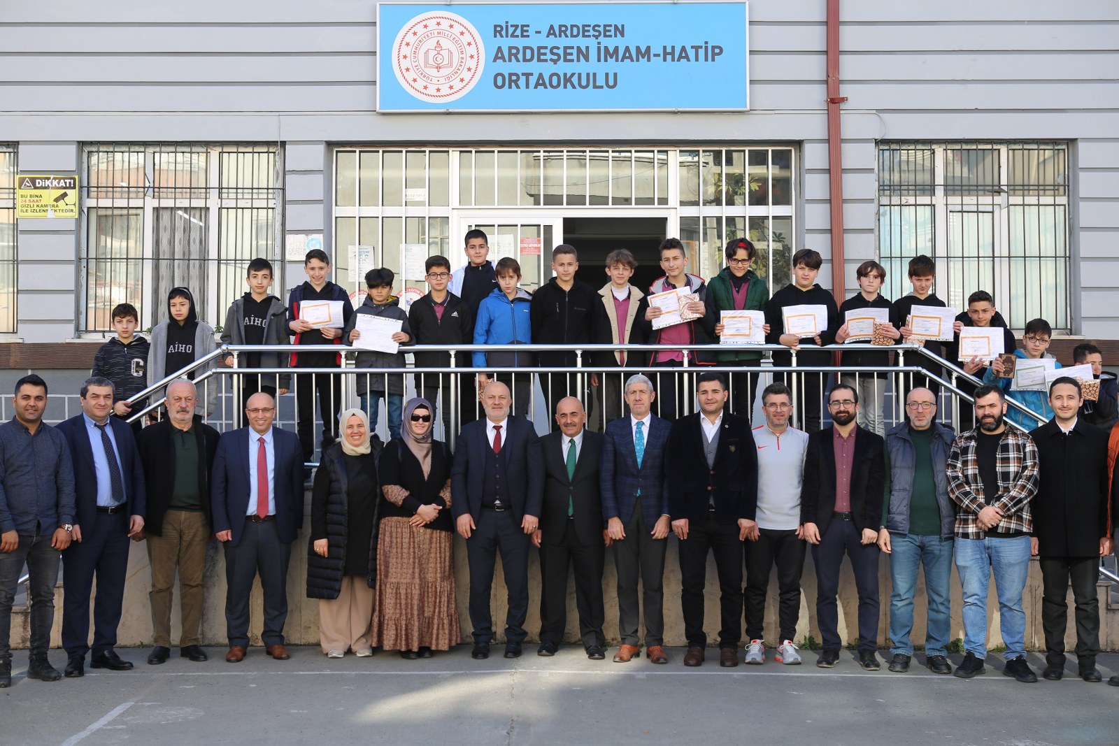 İyi Tatiller Sevgili Çocuklar