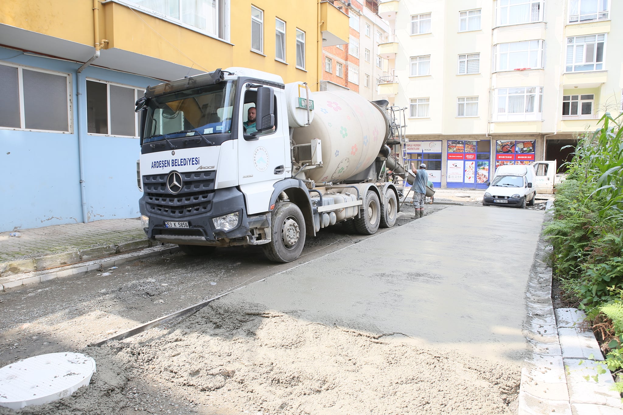 Fırtına Mahallesinde üst yapı çalışmalarımız devam ediyor. 