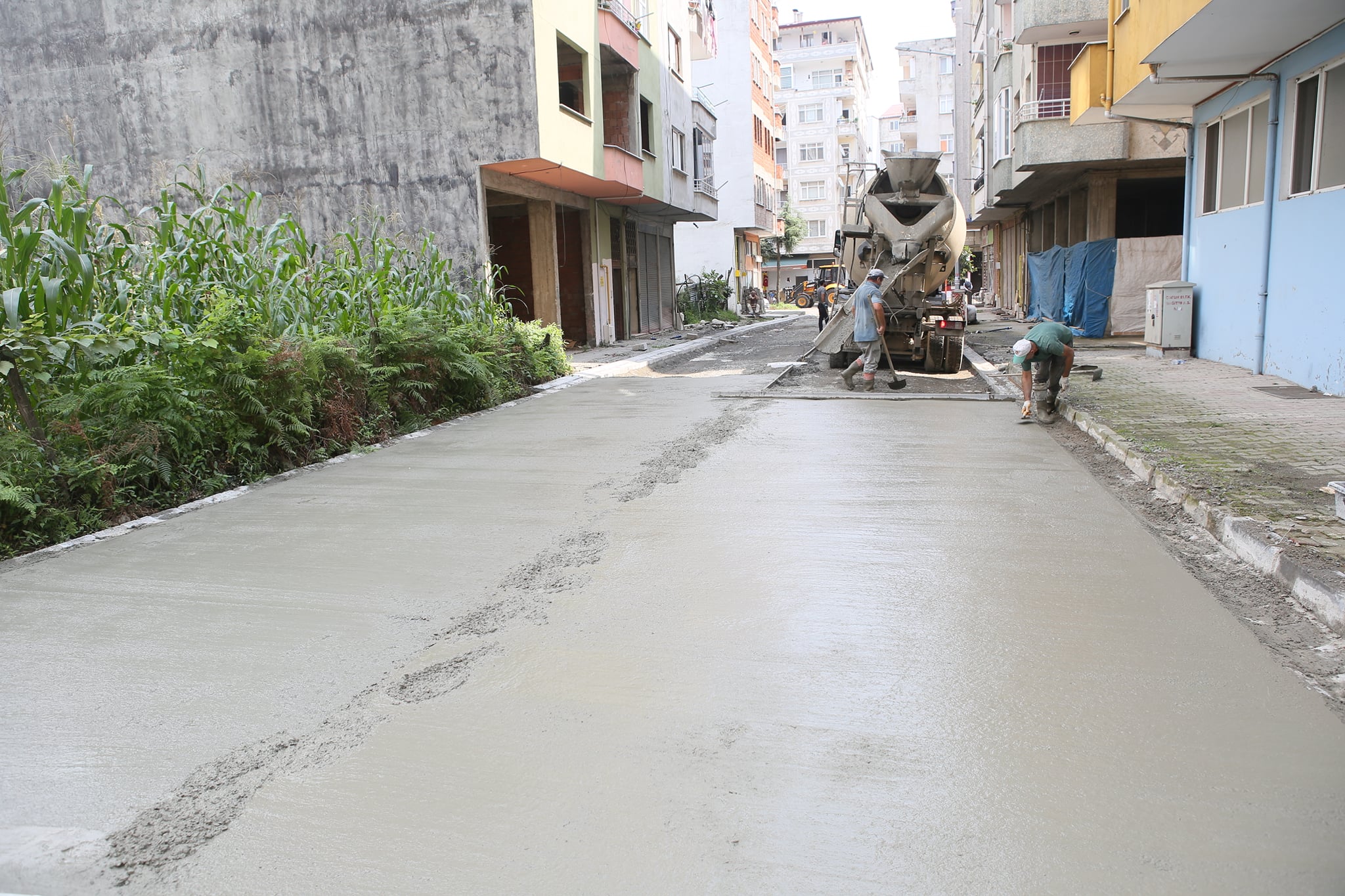 Fırtına Mahallesinde üst yapı çalışmalarımız devam ediyor. 