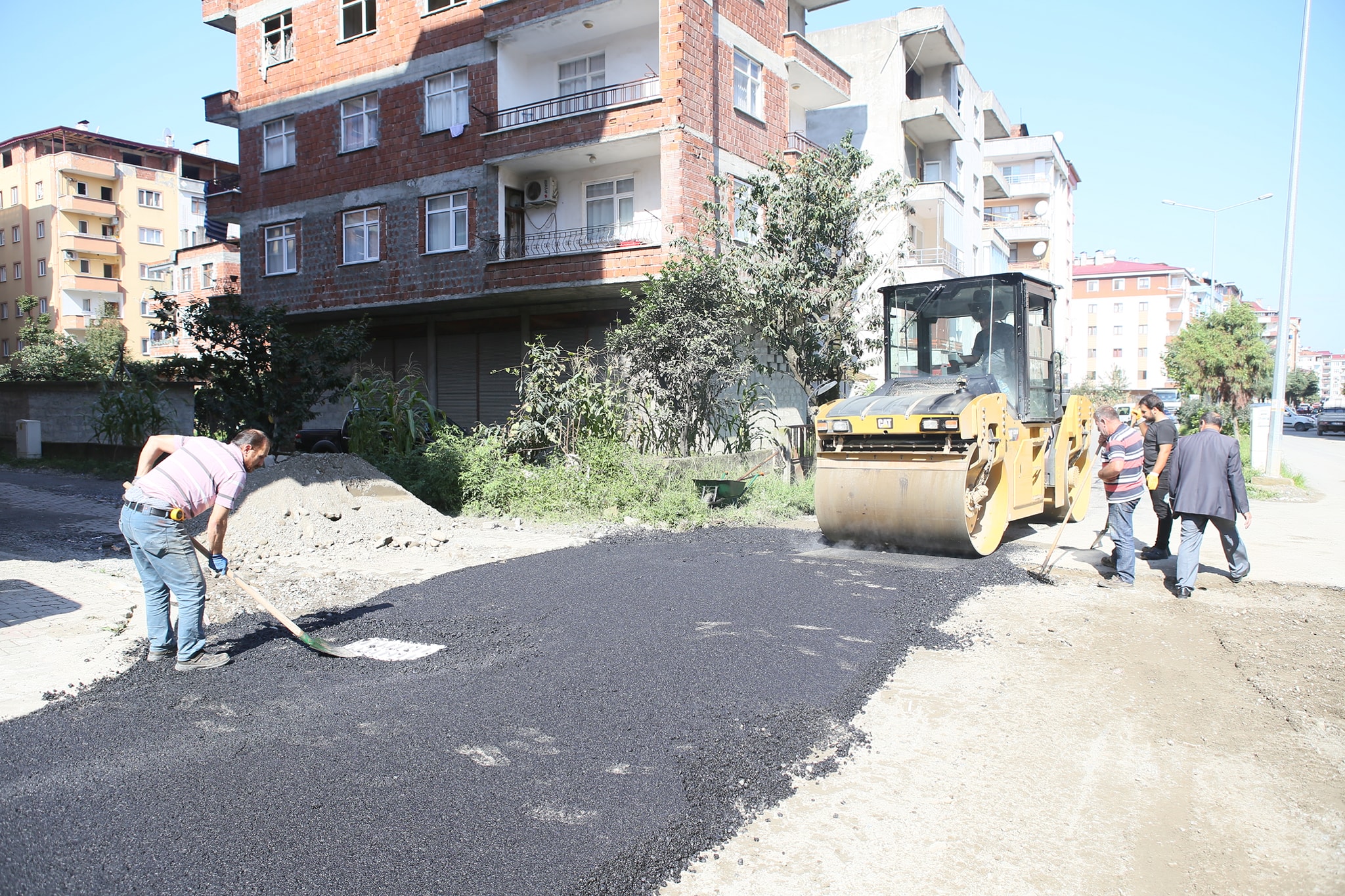 Fırtına Mahallemizin 2. Yarı Asfaltını Tamamlıyoruz
