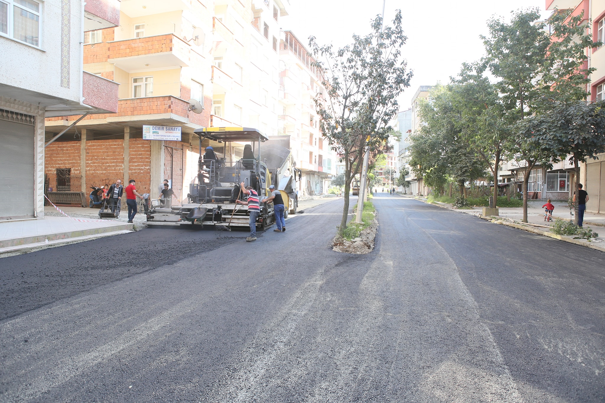 Fırtına Mahallemizin 2. Yarı Asfaltını Tamamlıyoruz