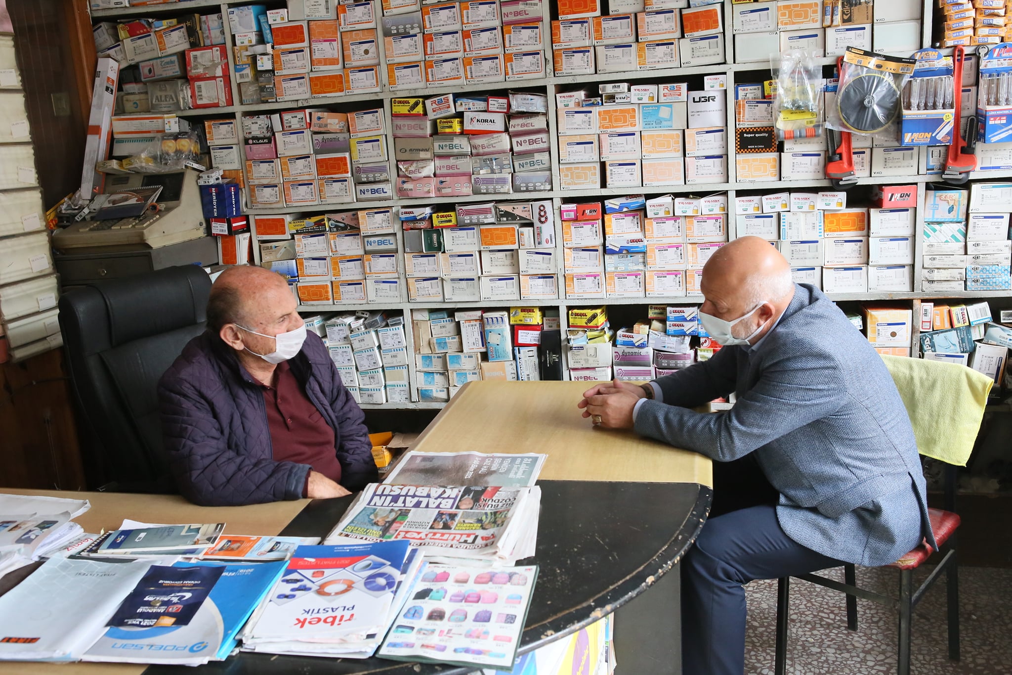 Esnaf ve Vatandaşla Buluşmaya Devam