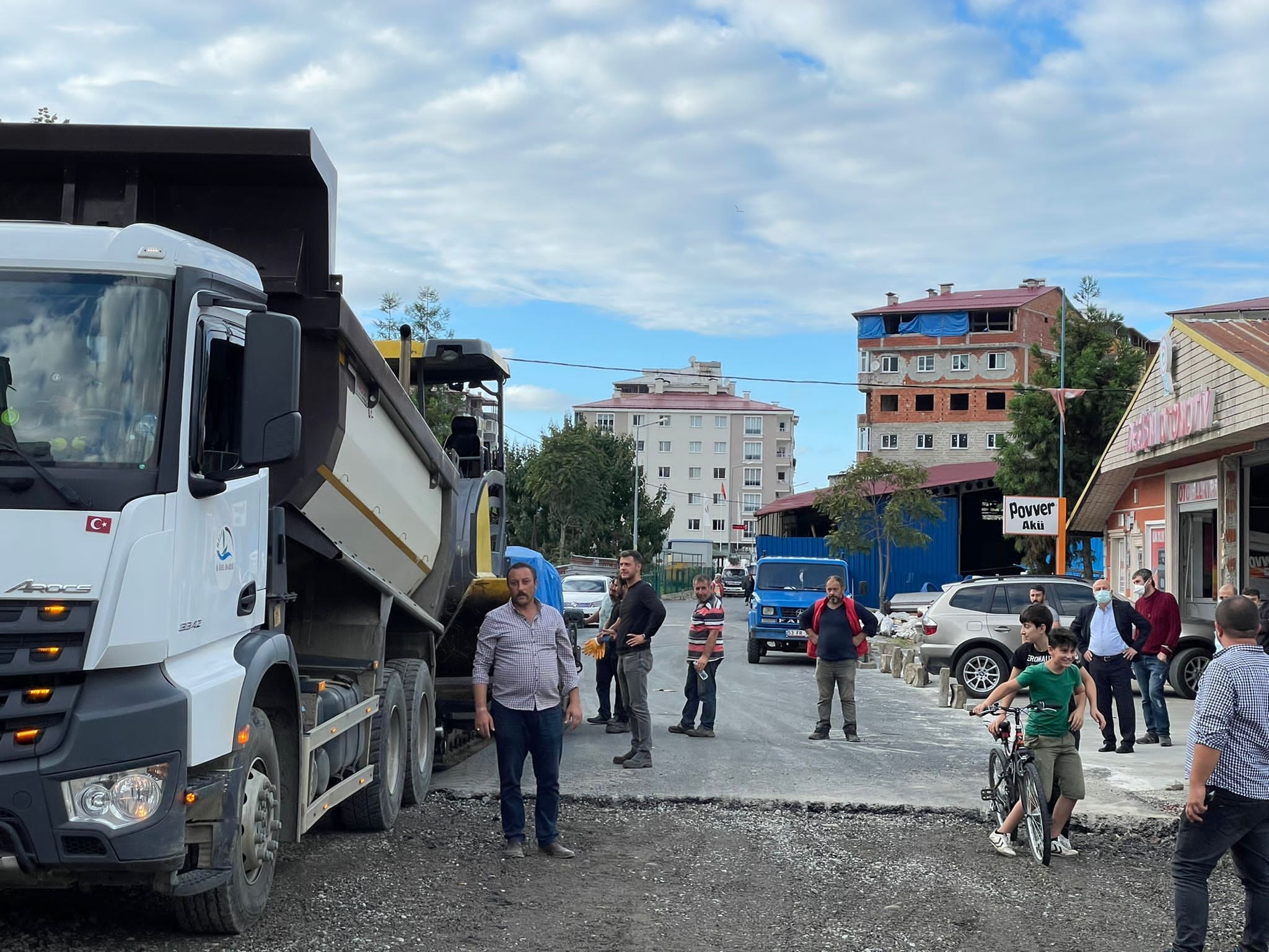 Fırtına Mahallemizde 2. Devre Sıcak Asfalt Çalışmamız