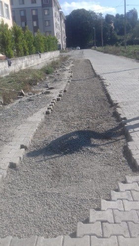 Fırtına Mahallesinde üstyapı çalışmaları devam ediyor.