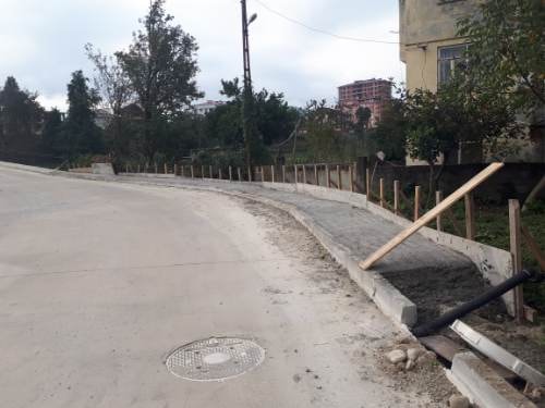 Düz Mahalle bağlantı yolunda çalışmalar tamamlanıyor.