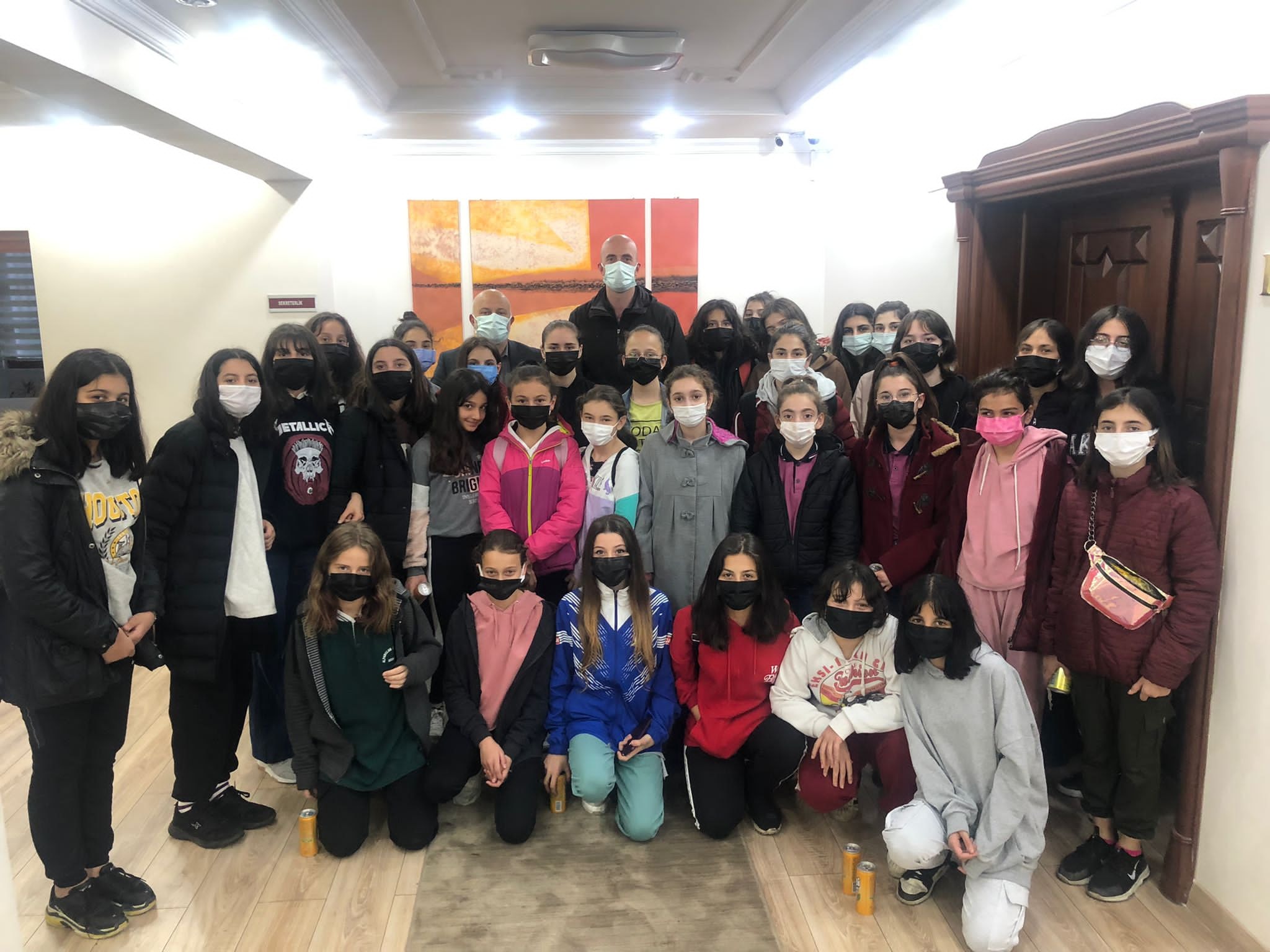 Yıldız ve Gençle Voleybolculardan Başkanımıza Ziyaret