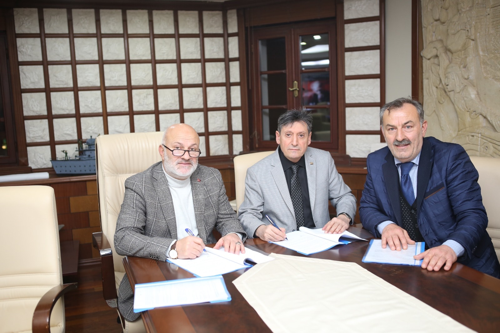 Belediyemiz Memurları İçin 2022 yılı Sözleşmesi İmzalandı