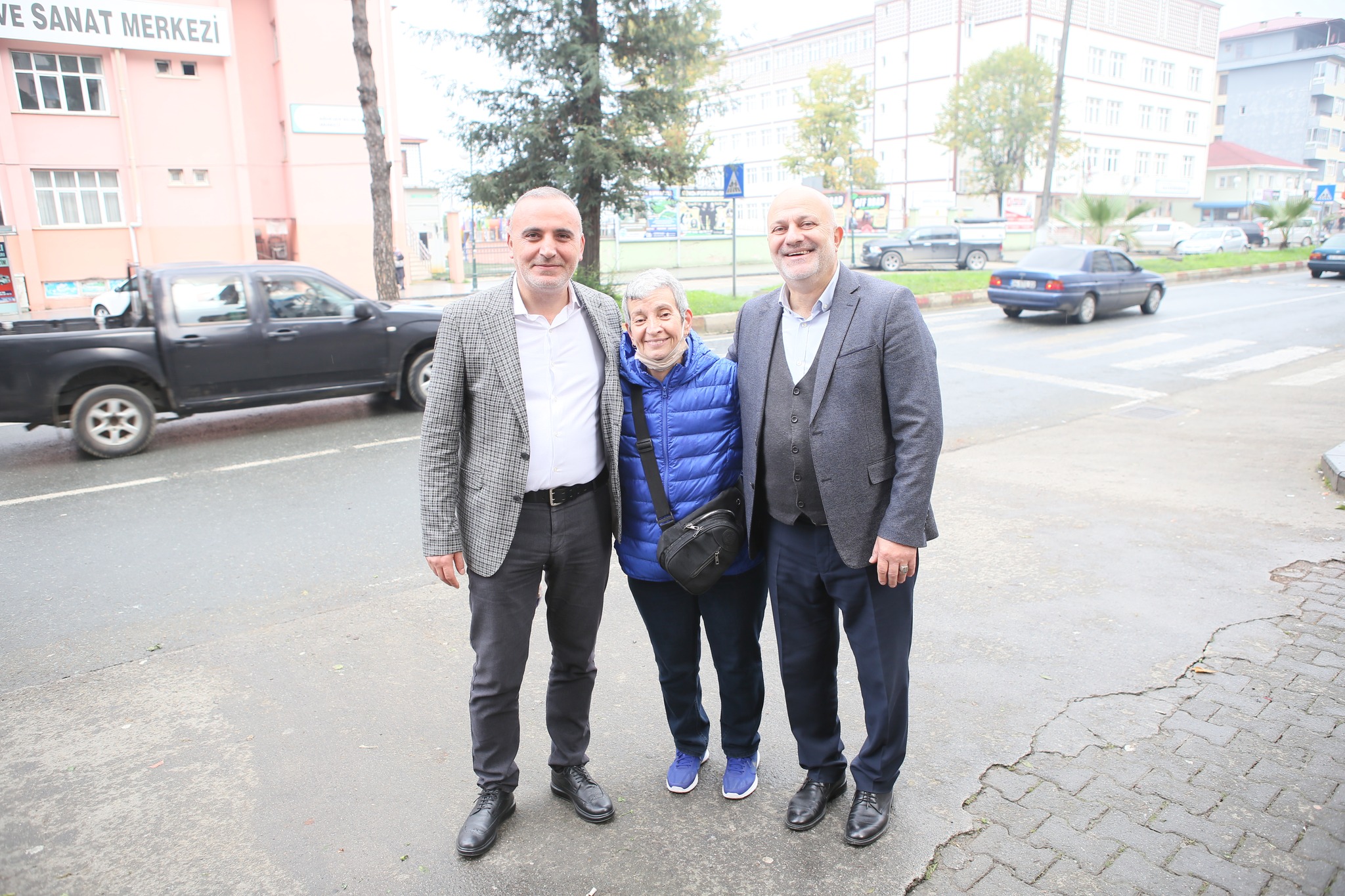 Esnaf ve vatandaşlarımız ile gönülden gönüle.