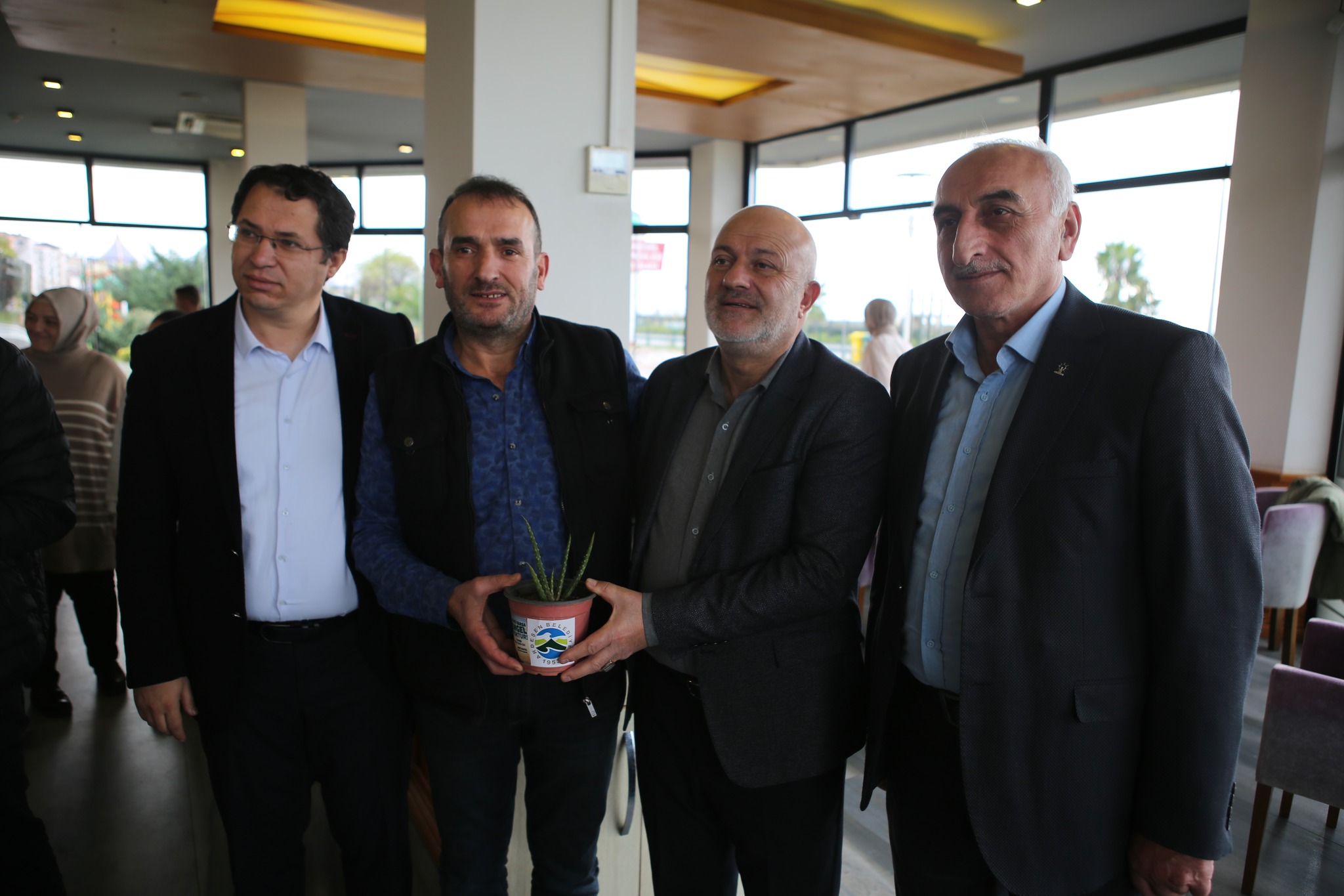Bugün! 3 Aralık Dünya Engelliler Günü olarak anılmakta.