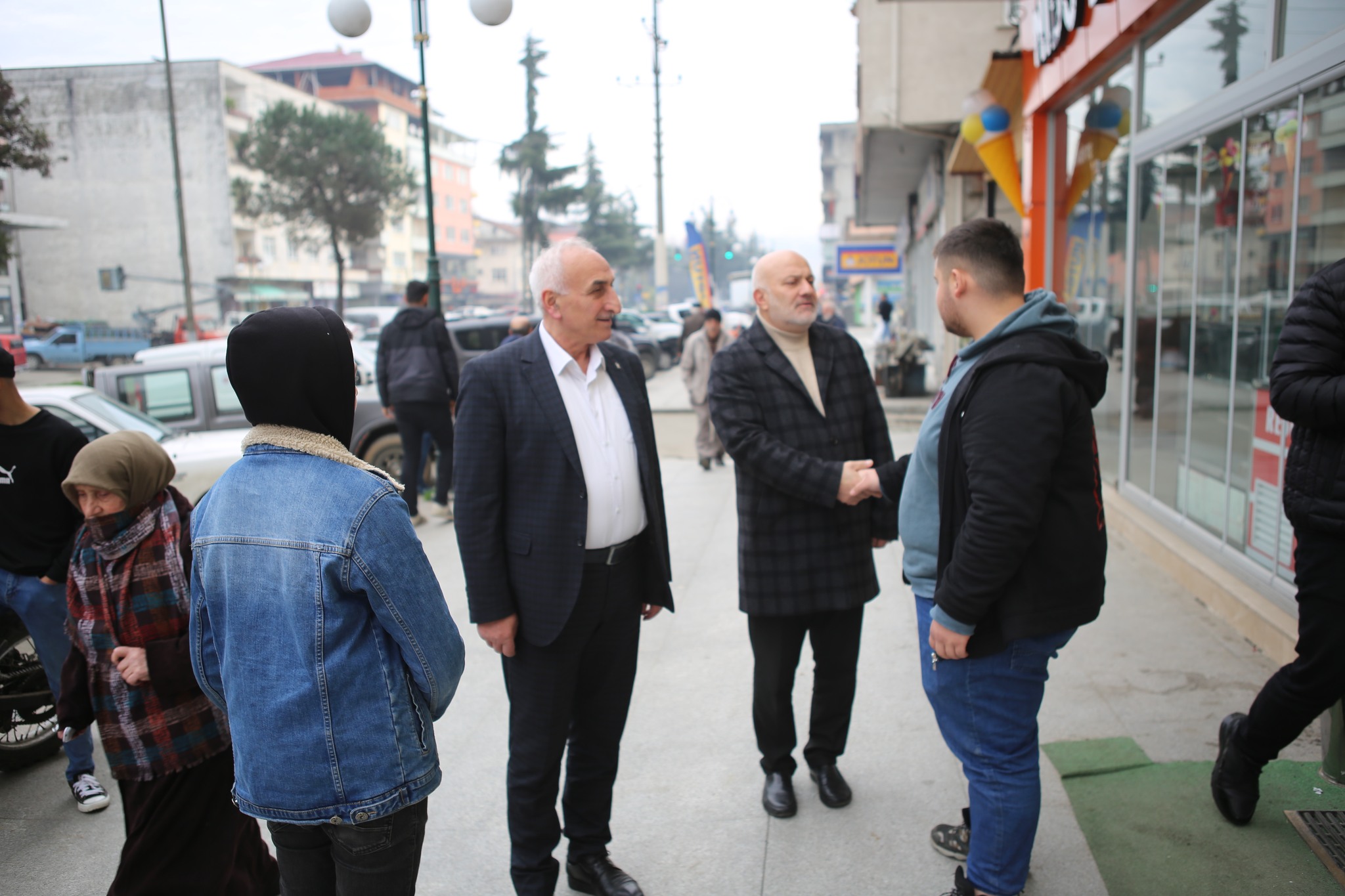 Esnaf ve vatandaşlarımız ile gönülden gönülle