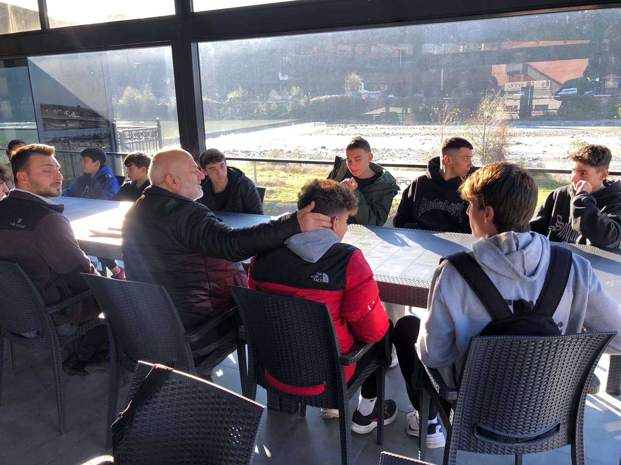 Yeni yılın ilk günü sporcularımız ile bir aradayız.