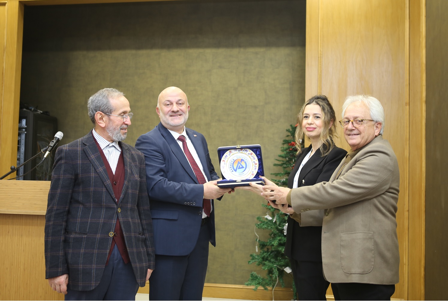 Avrasya Üniversitesi'nde öğrencilerle buluştuk.