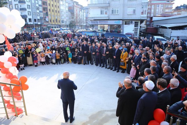 Yeni nesillere verebileceğimiz en büyük miras eğitimdir.