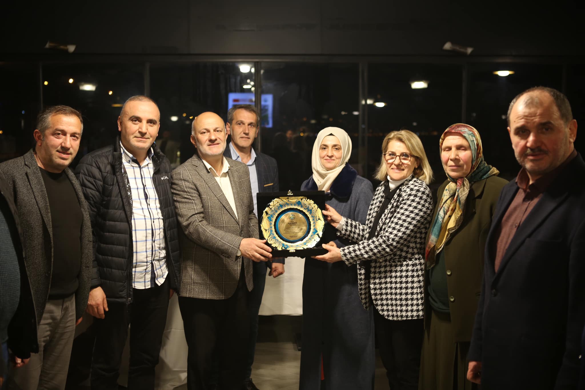 Belediye Başkanımız Avni Kahya Meclis Üyeleriyle Vedalaştı