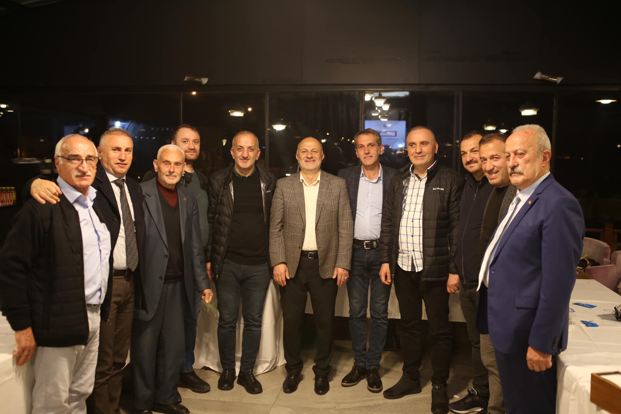 Belediye Başkanımız Avni Kahya Meclis Üyeleriyle Vedalaştı