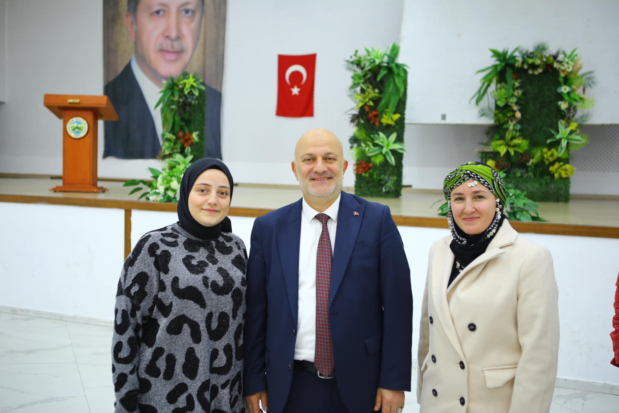 Başkanımız Avni KAHYA Personel İftarında Çalışanlarla Bir Araya Geldi.