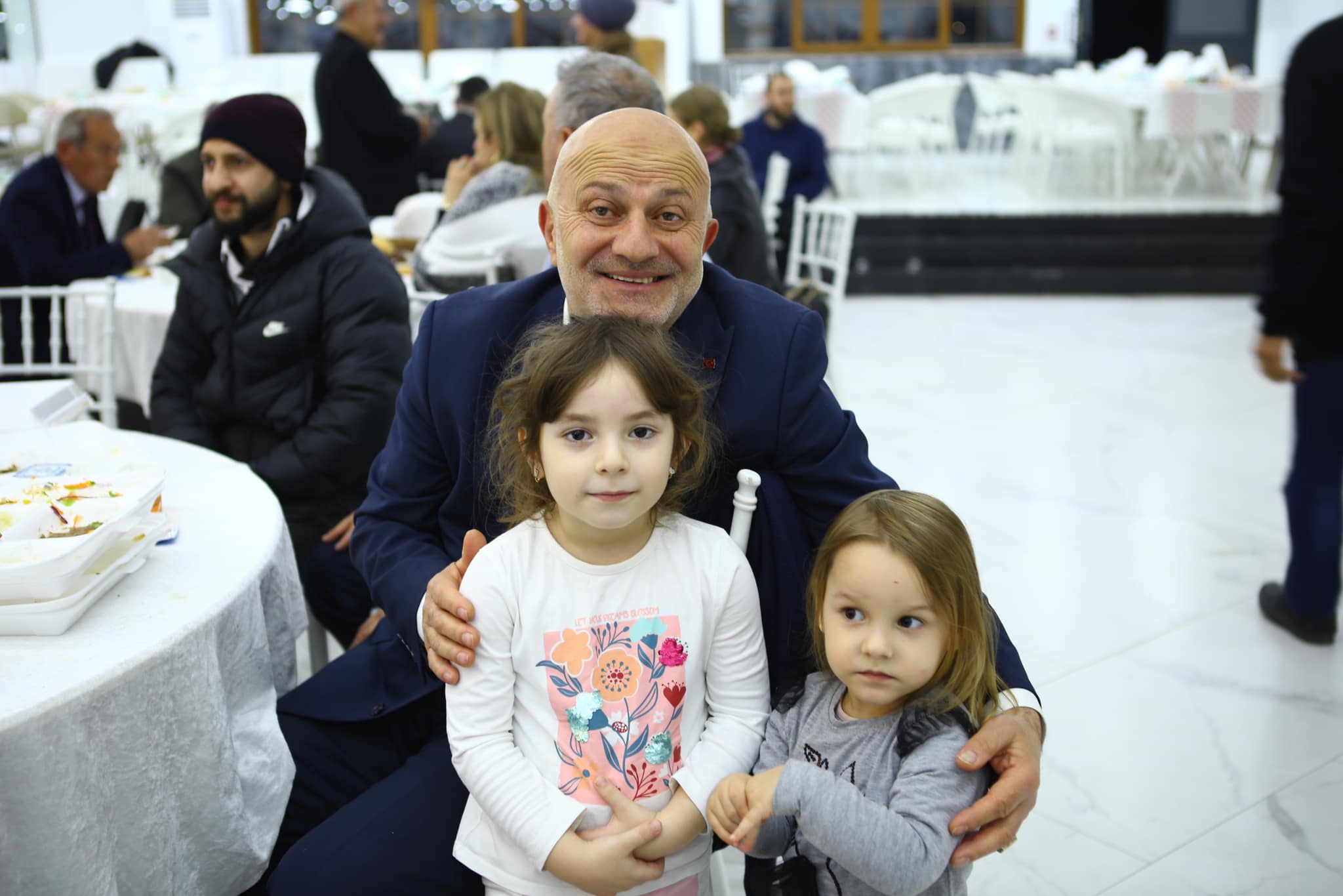 Başkanımız Avni KAHYA Personel İftarında Çalışanlarla Bir Araya Geldi.
