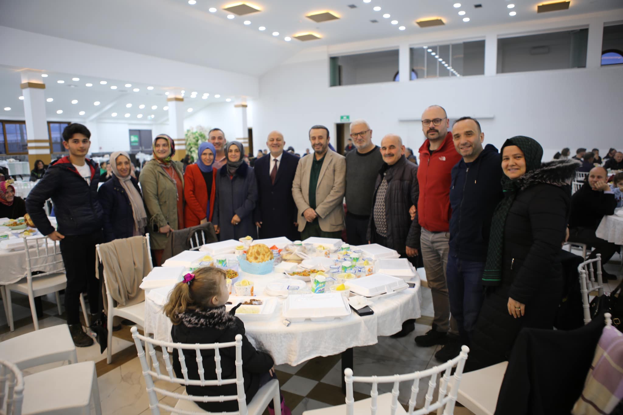 Başkanımız Avni KAHYA Personel İftarında Çalışanlarla Bir Araya Geldi.