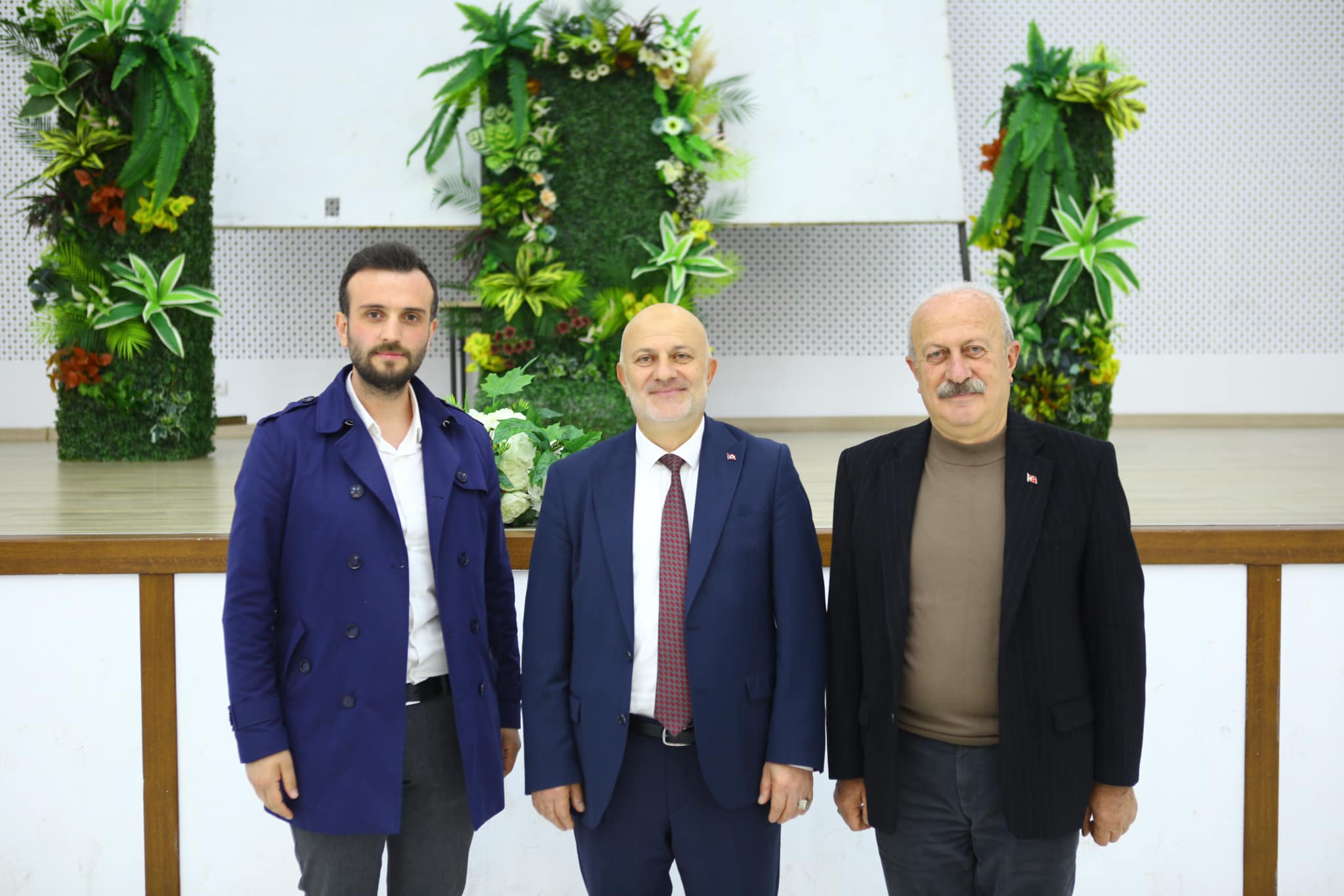 Başkanımız Avni KAHYA Personel İftarında Çalışanlarla Bir Araya Geldi.