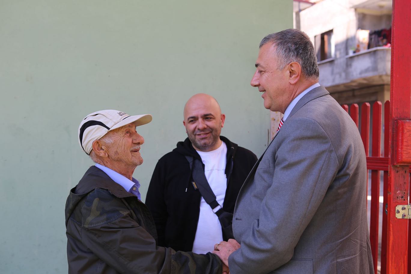  Şehitlerimizi rahmet, gazilerimizi saygı ve minnetle anıyoruz.