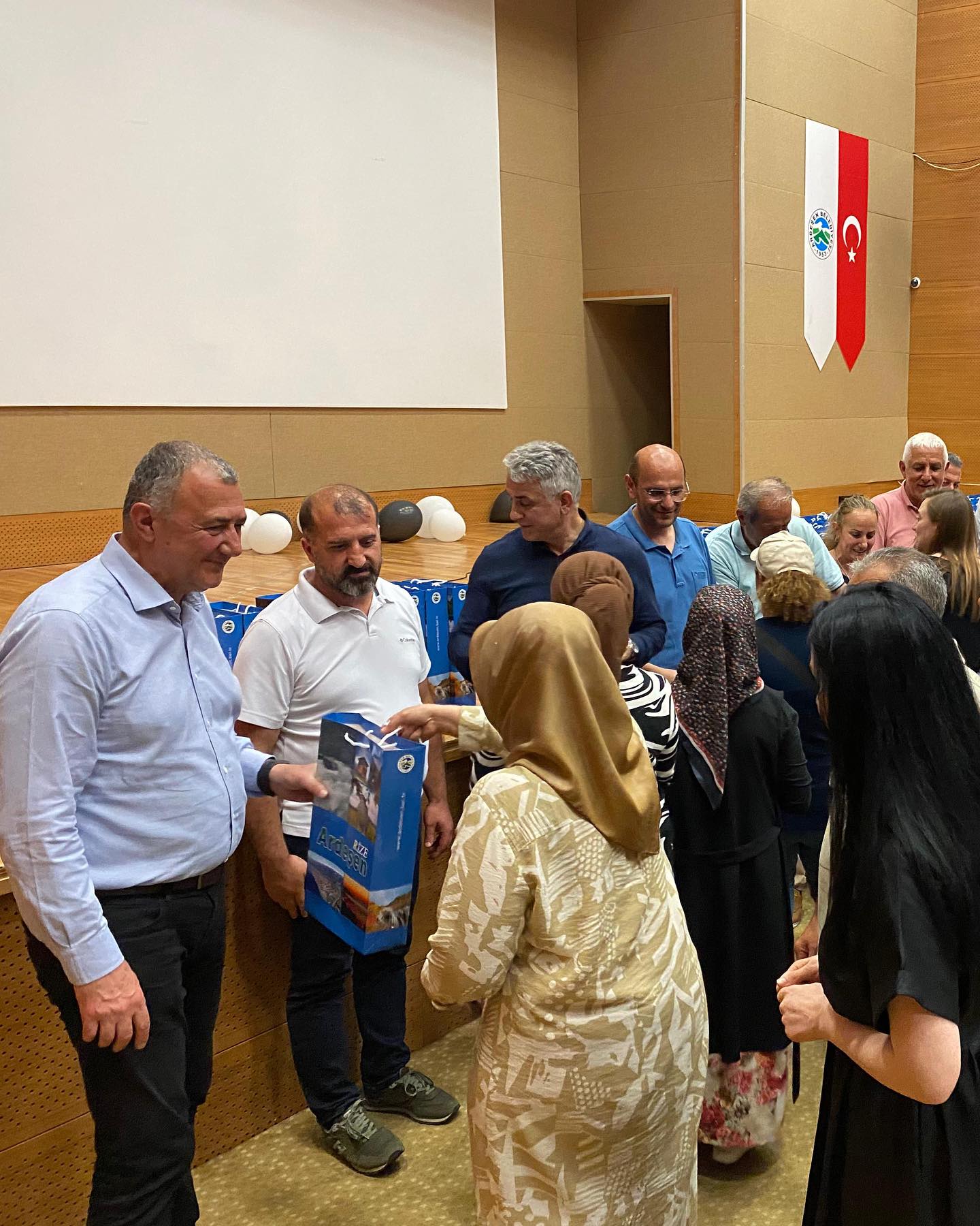 Belediye Personeliyle Geleneksel Bayramlaşma Programı Gerçekleştirildi