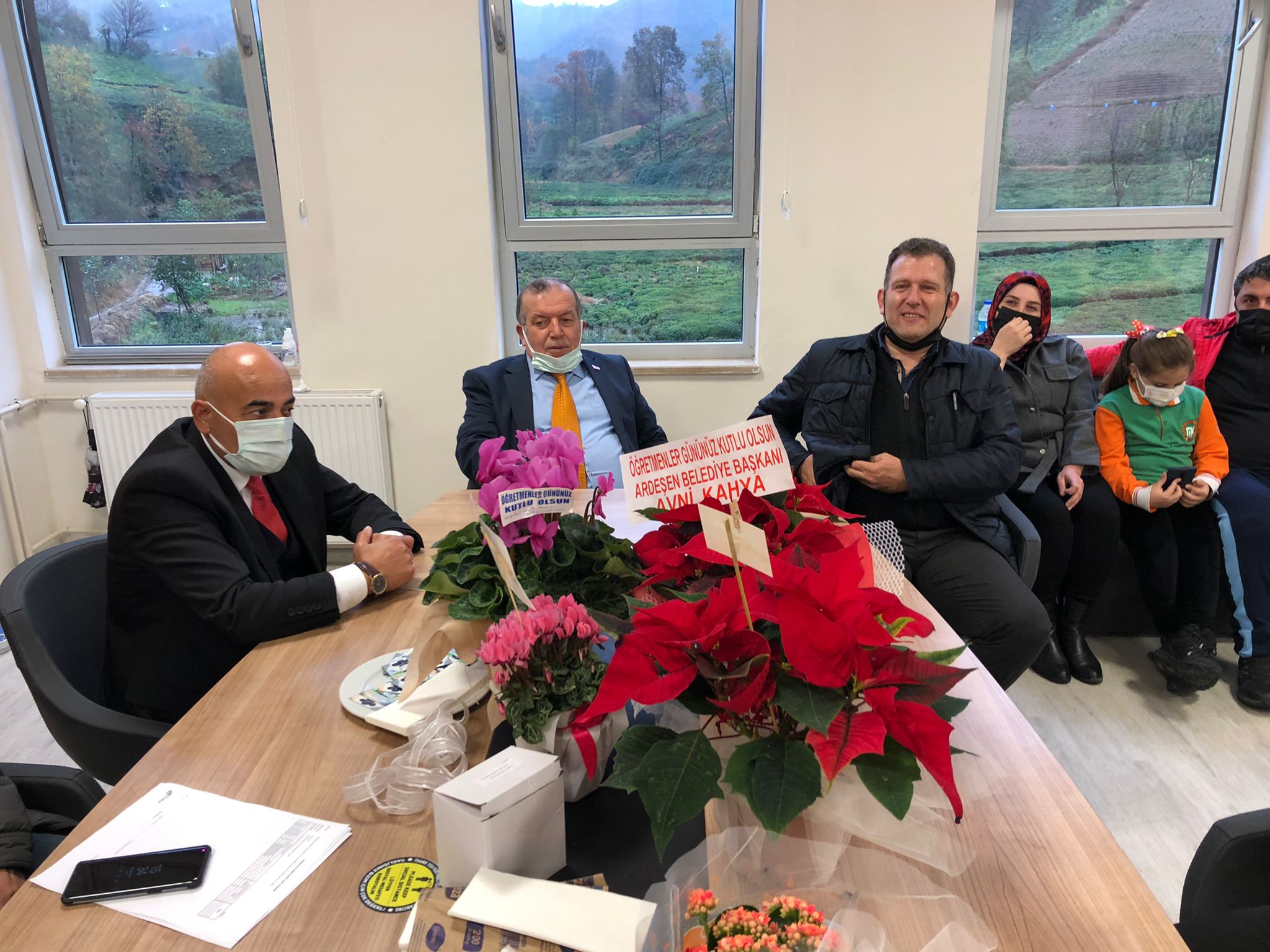 Tüm Öğretmenlerimizin 24 Kasım Öğretmenler Günü Kutlu Olsun.