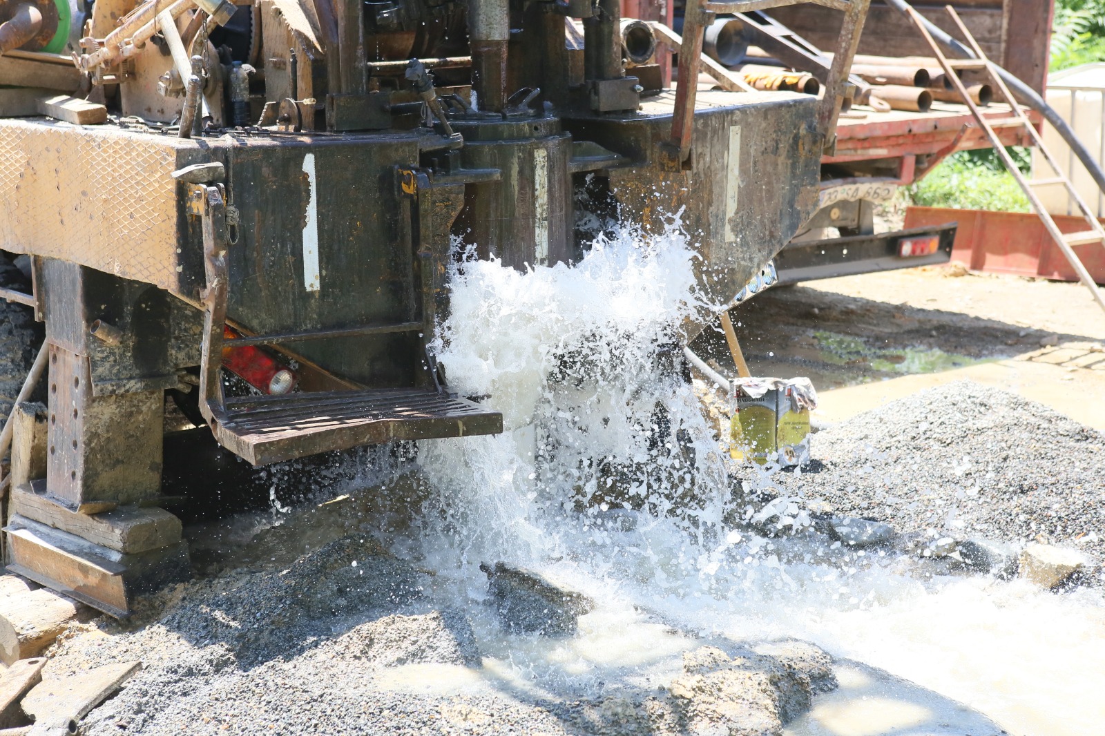 İlçemizin içme suyu potansiyelini yükseltiyoruz. 