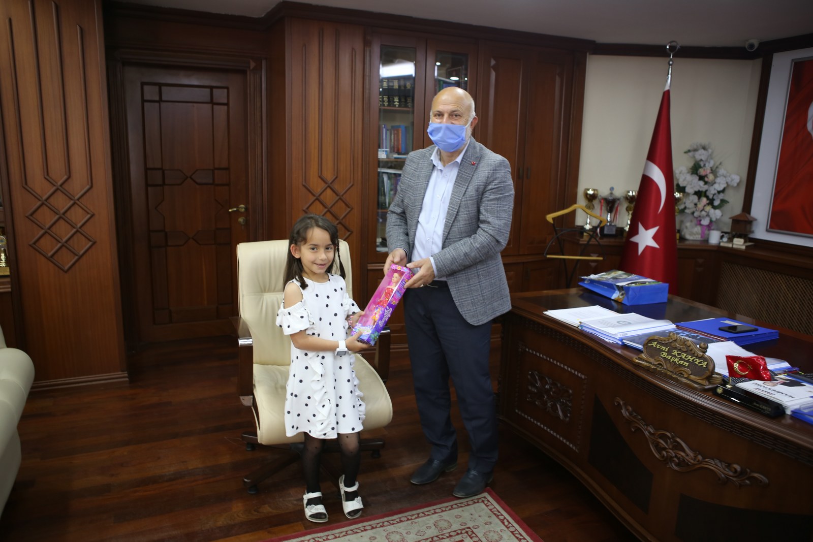 Küçük Tuğçe’ye Teşekkür Hediyesi