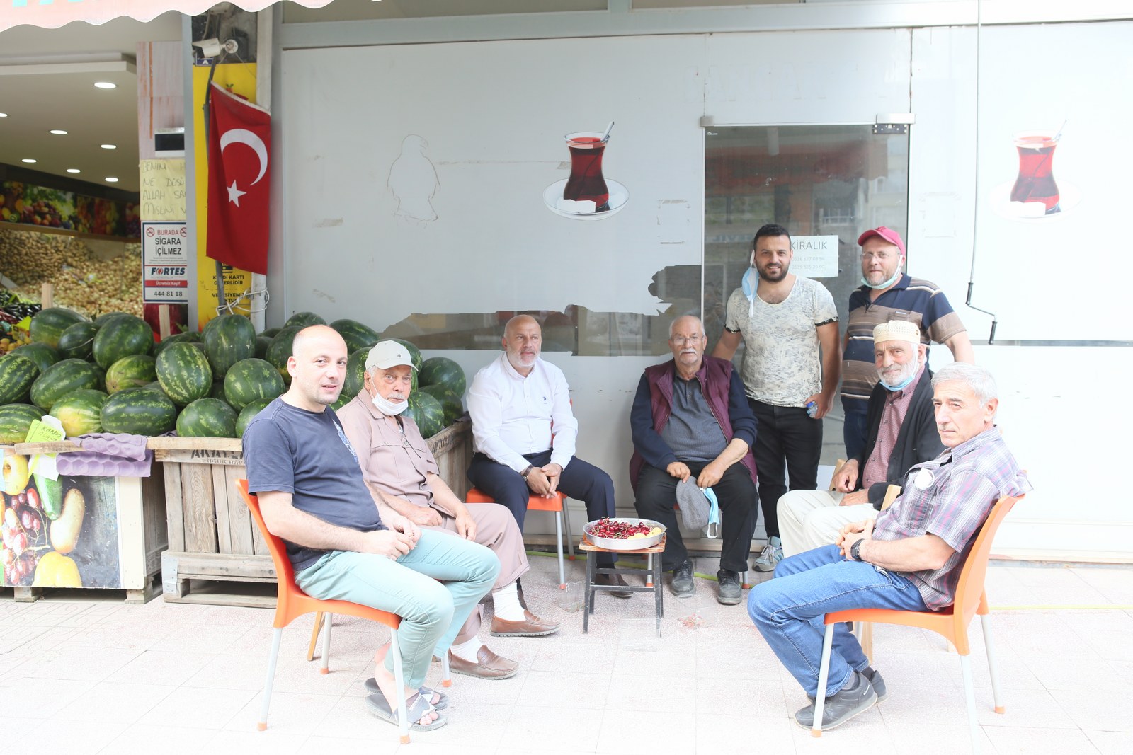 Fırtına Mahallesinde asfalt sermeye başladık.