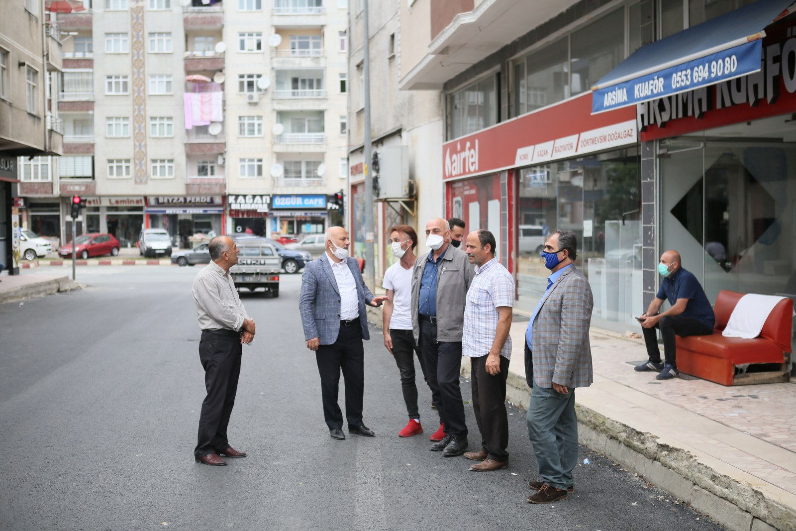 Alt yapısı biten yerlerde üst yapı çalışmalarımıza hız verdik.