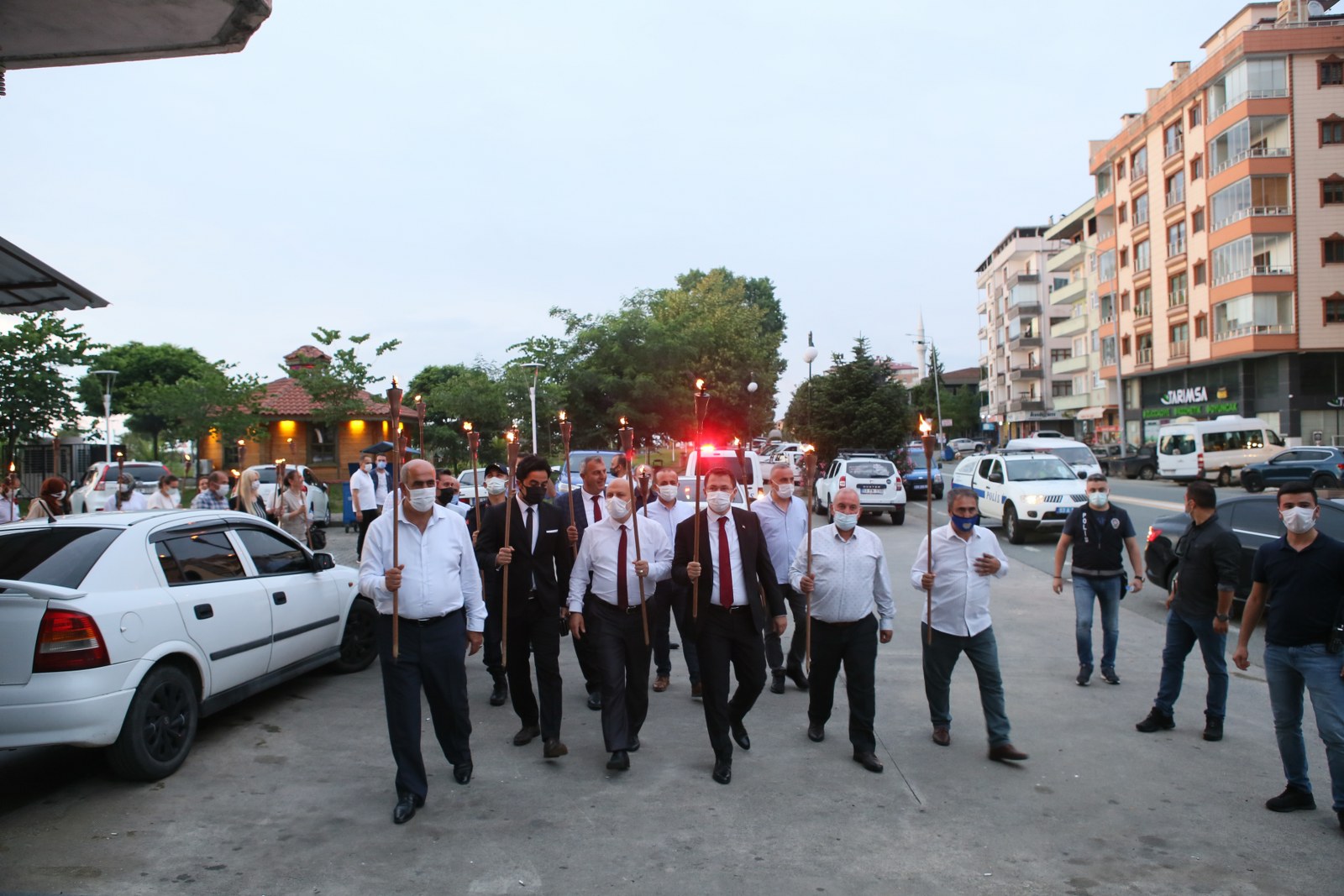 15 TEMMUZU UNUTMADIK UNUTTURMAYACAĞIZ