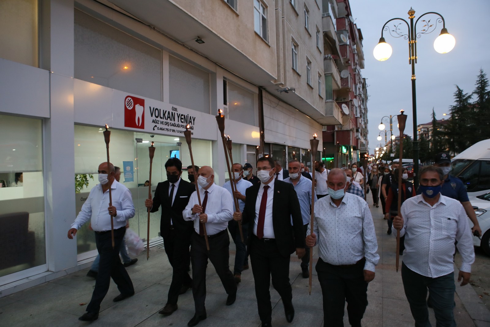 15 TEMMUZU UNUTMADIK UNUTTURMAYACAĞIZ