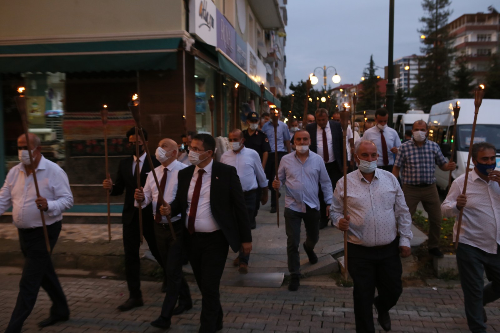 15 TEMMUZU UNUTMADIK UNUTTURMAYACAĞIZ