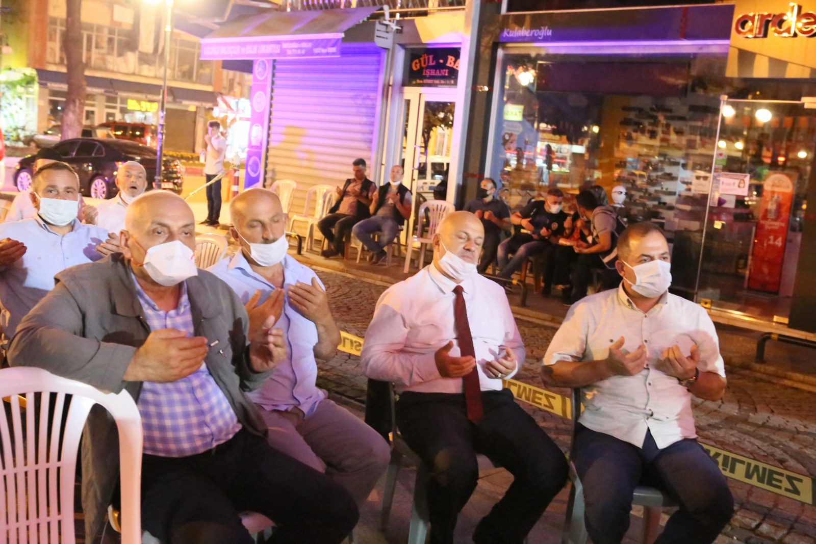 15 TEMMUZU UNUTMADIK UNUTTURMAYACAĞIZ