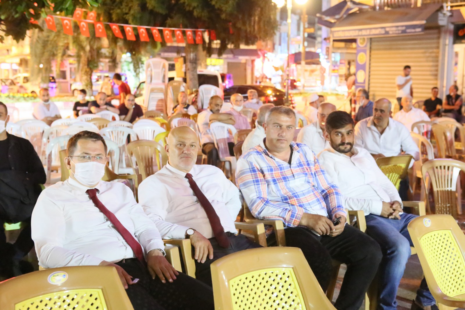 15 TEMMUZU UNUTMADIK UNUTTURMAYACAĞIZ