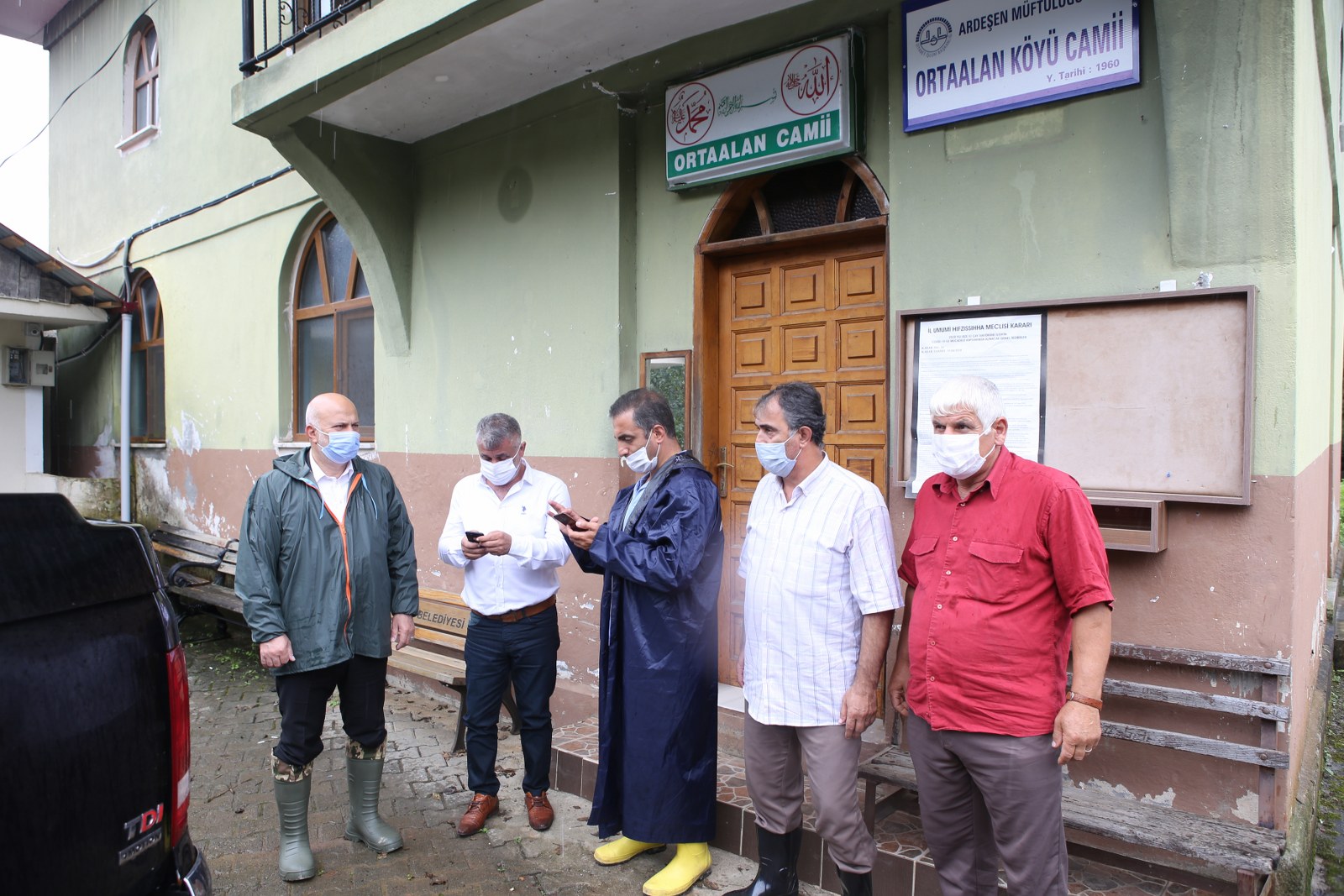 Işıklı genelinde meydana gelen heyelan ve su baskınlarını yerinde inceleyerek