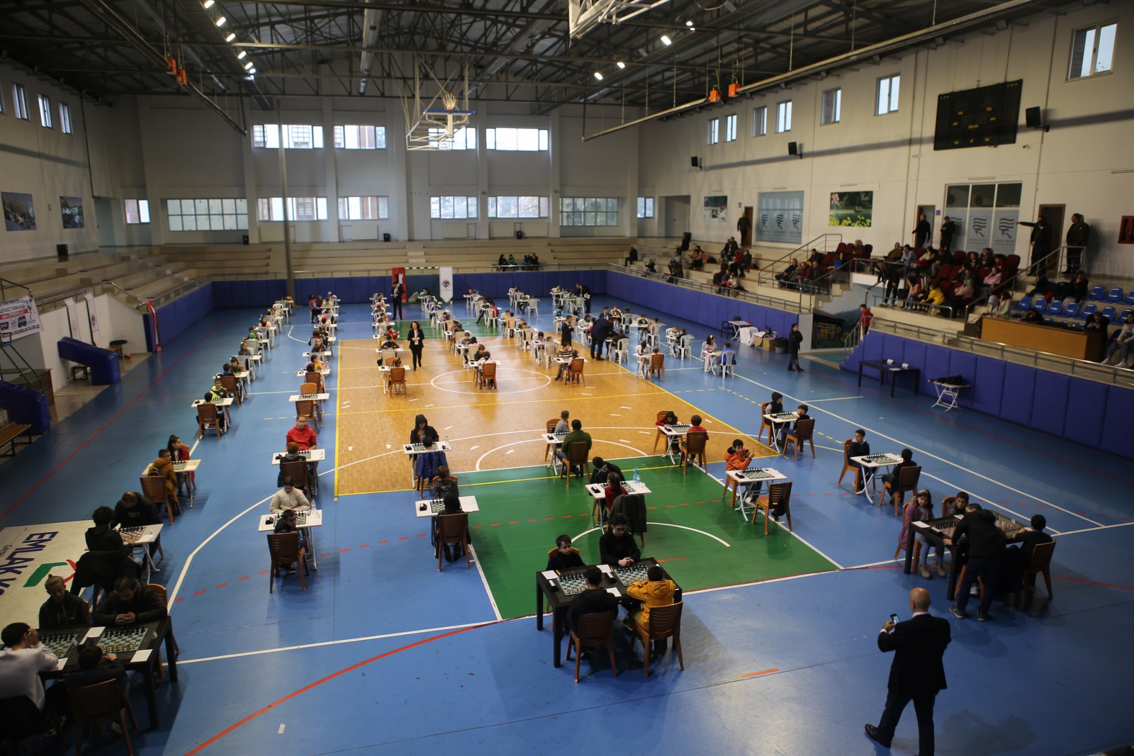Öğretmenler Günü Satranç Turnuvası Düzenlendi