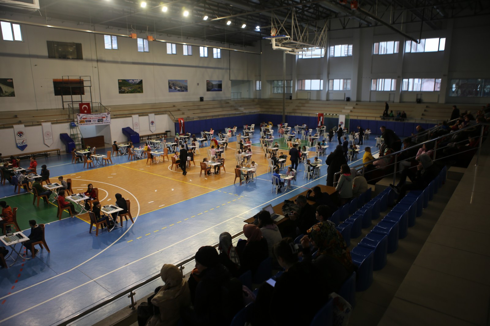Öğretmenler Günü Satranç Turnuvası Düzenlendi