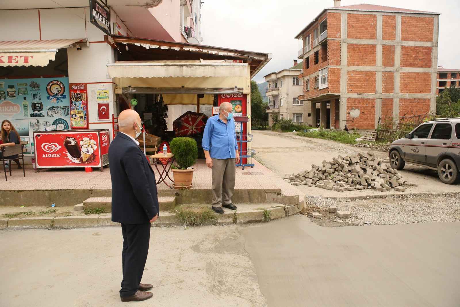Başkanımız Avni KAHYA Sahada Çalışmaları İnceleyerek Vatandaşla Bir Araya Geldi