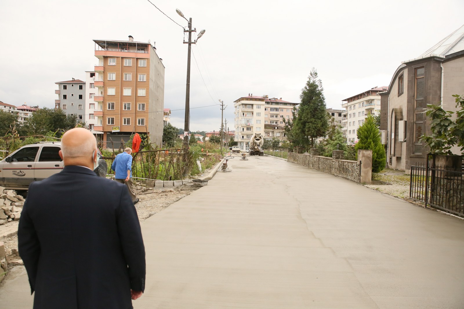 Başkanımız Avni KAHYA Sahada Çalışmaları İnceleyerek Vatandaşla Bir Araya Geldi