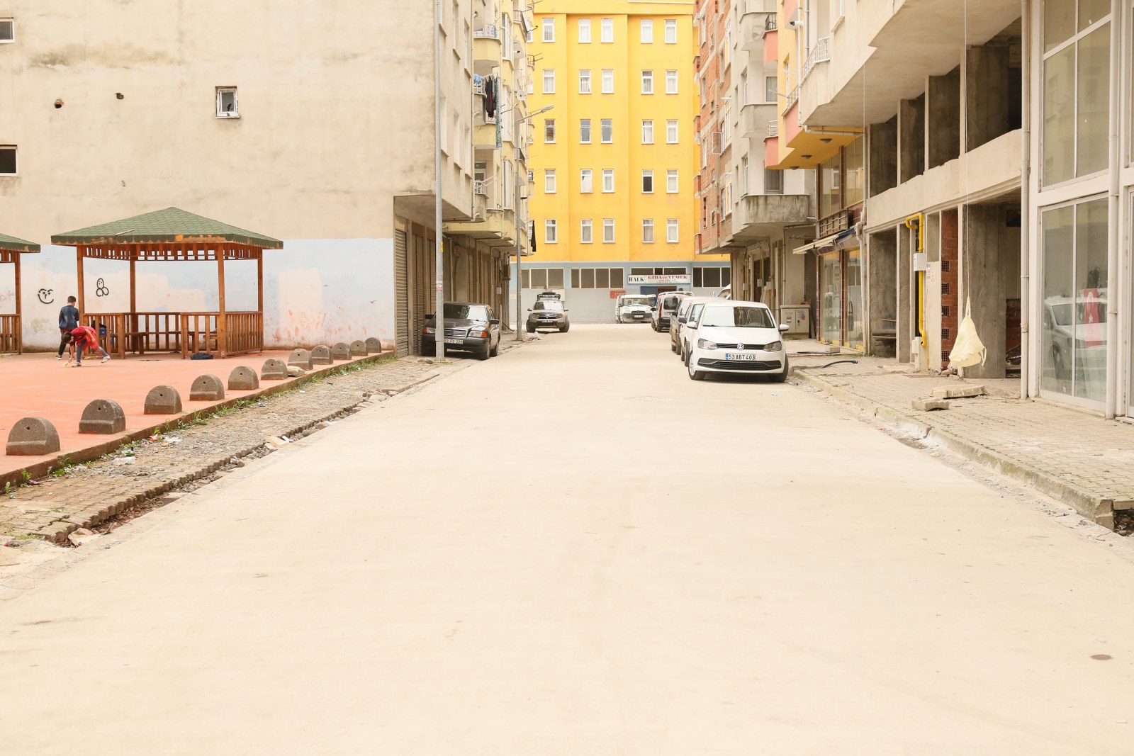 Başkanımız Avni KAHYA Sahada Çalışmaları İnceleyerek Vatandaşla Bir Araya Geldi