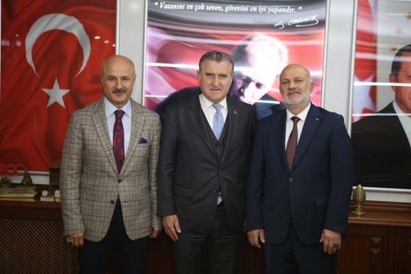 Bakan Bak Ardeşen'de Belediyemizi Ziyarete Etti.
