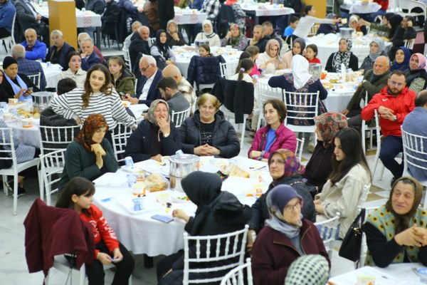 İftar sofrasında Halkımızla Bir Araya Geldik