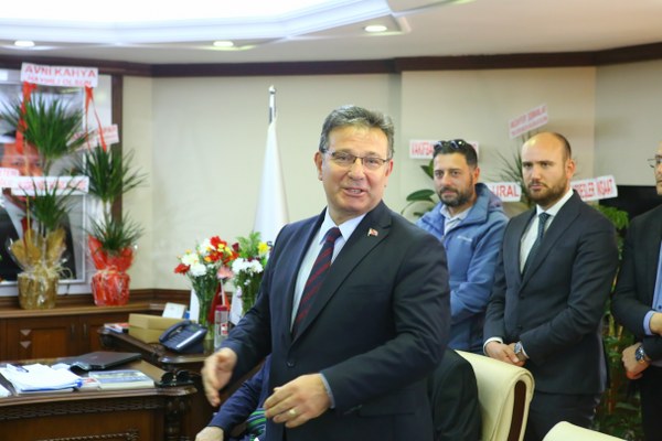 Belediye Başkanımız Enver Atagün’e Hayırlı olsun ziyaretleri sürüyor.