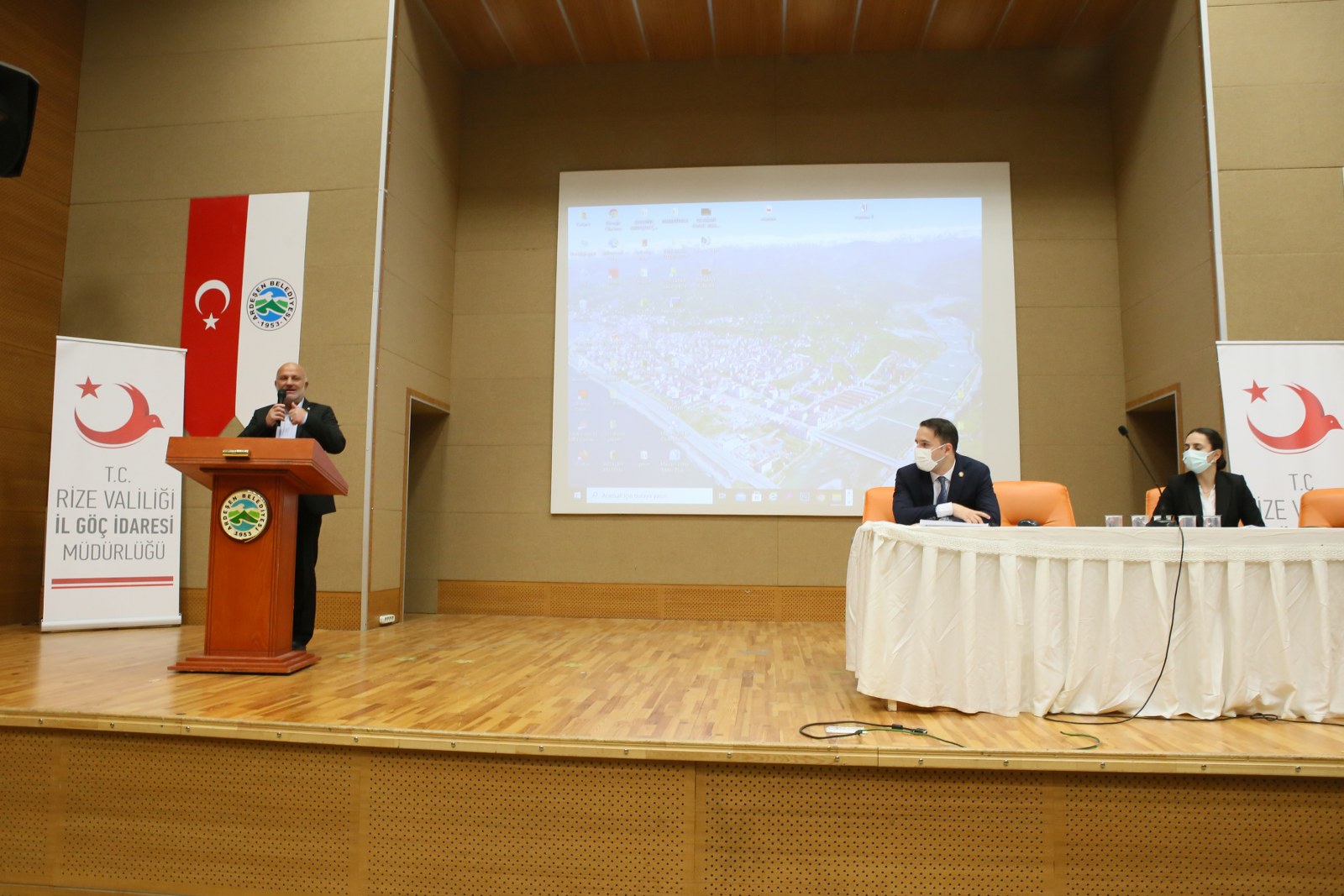 Düzenli ve düzensiz göç konuları hakkında seminer