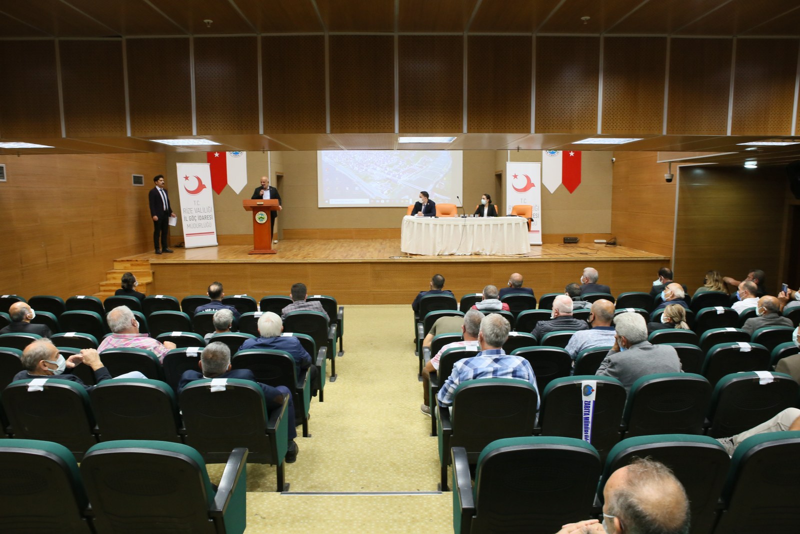 Düzenli ve düzensiz göç konuları hakkında seminer