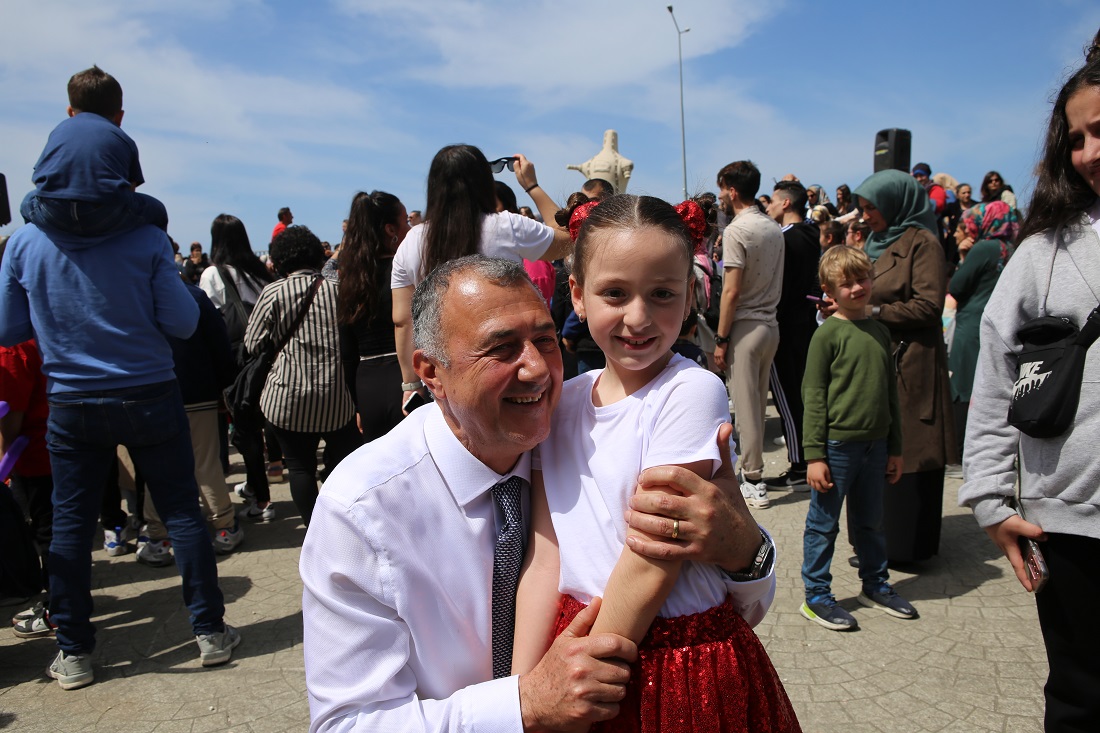 23 Nisan 1. Çocuk Şenliği 