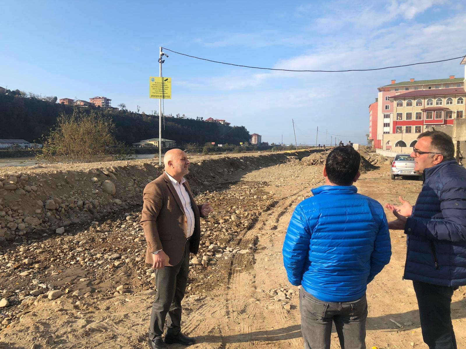 Bisiklet Yolu ve Çevre Düzenlemeleri Başladı