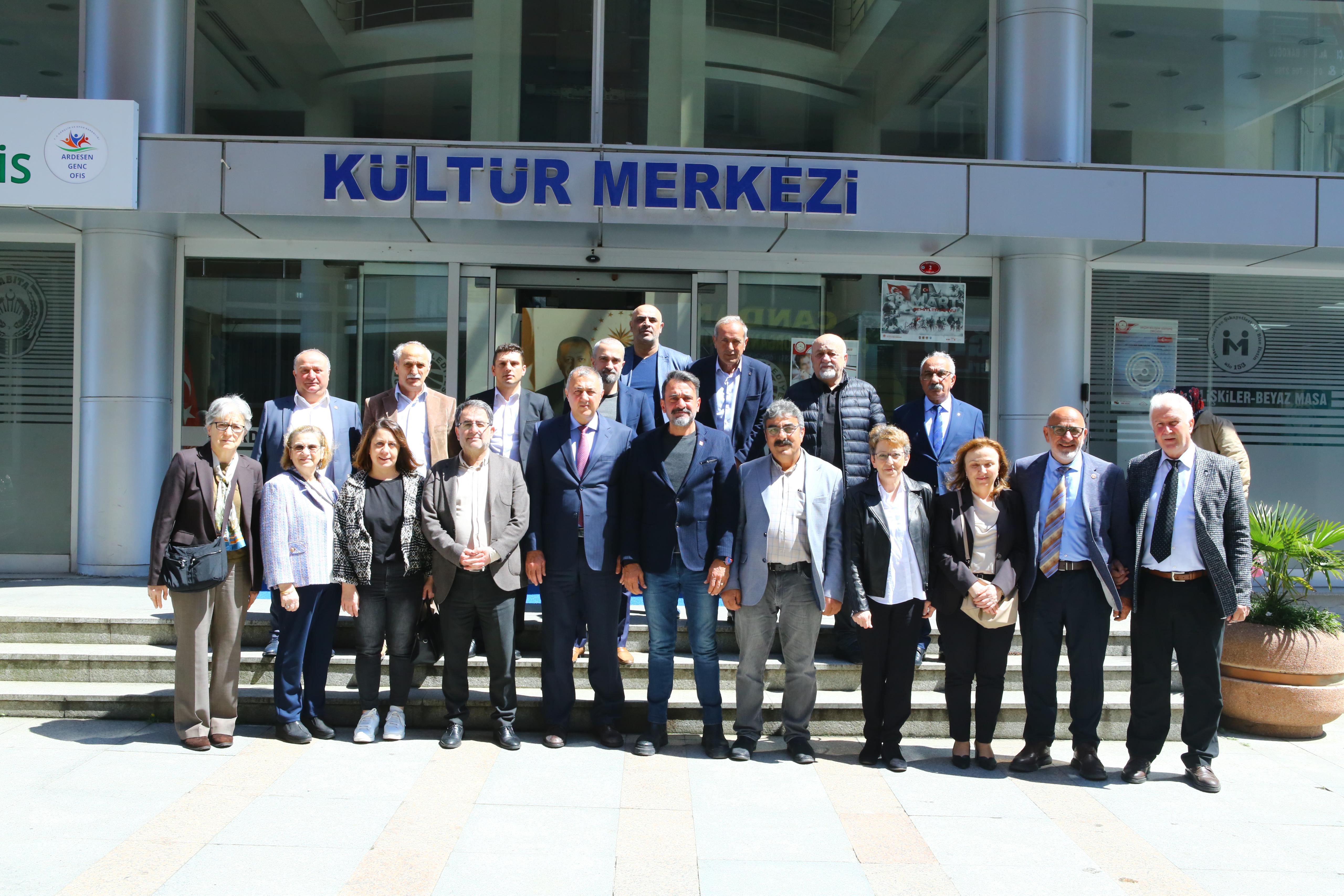 CHP Rize İl Teşkilatından  Başkanımız Enver Atagün'e tebrik ziyareti