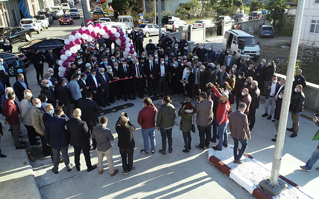 Düz Mahalle, İnönü Caddesi Bağlantı Yolu Açıldı. 